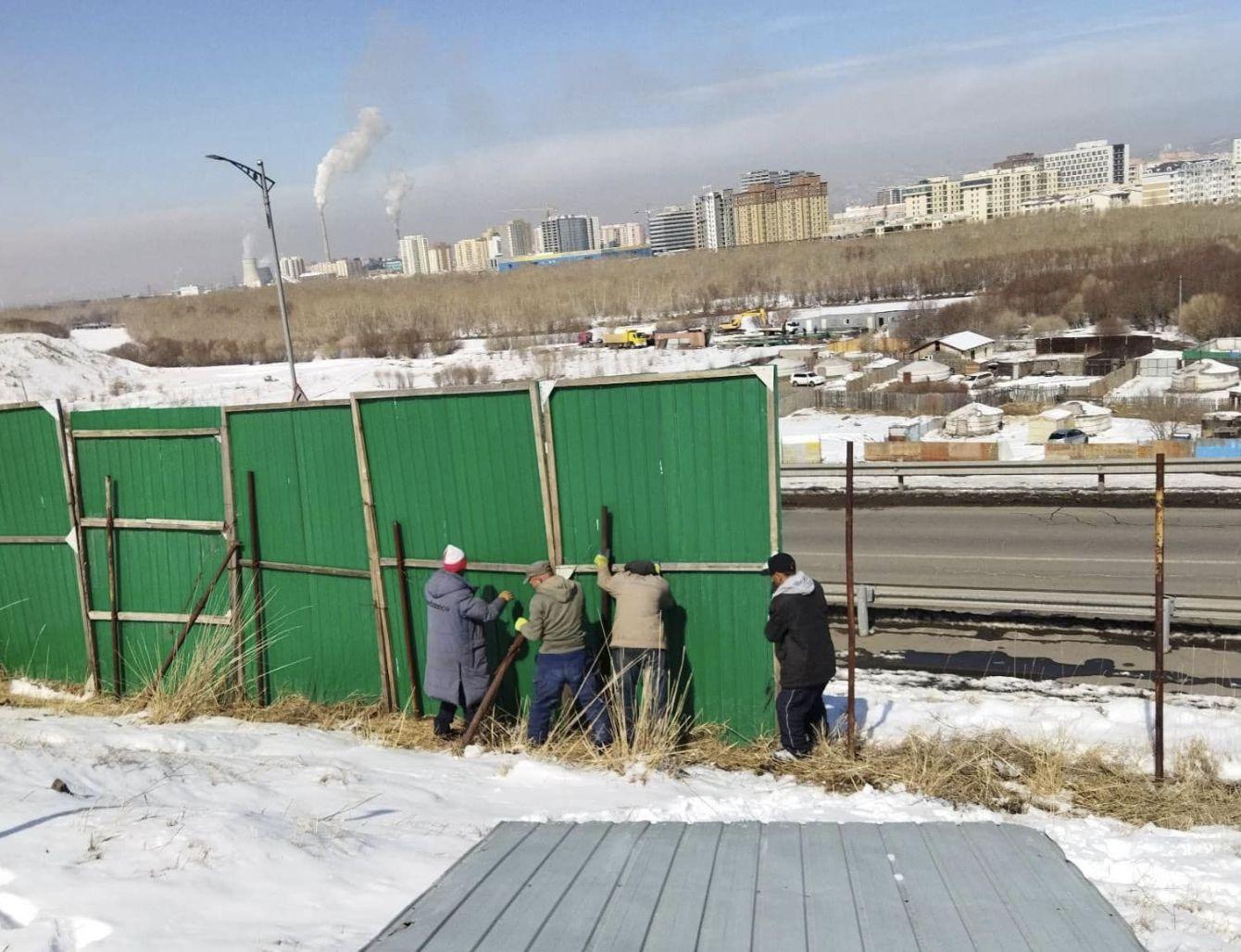 Богдхан ууланд зөвшөөрөлгүй барьсан хашааг албадан буулгав