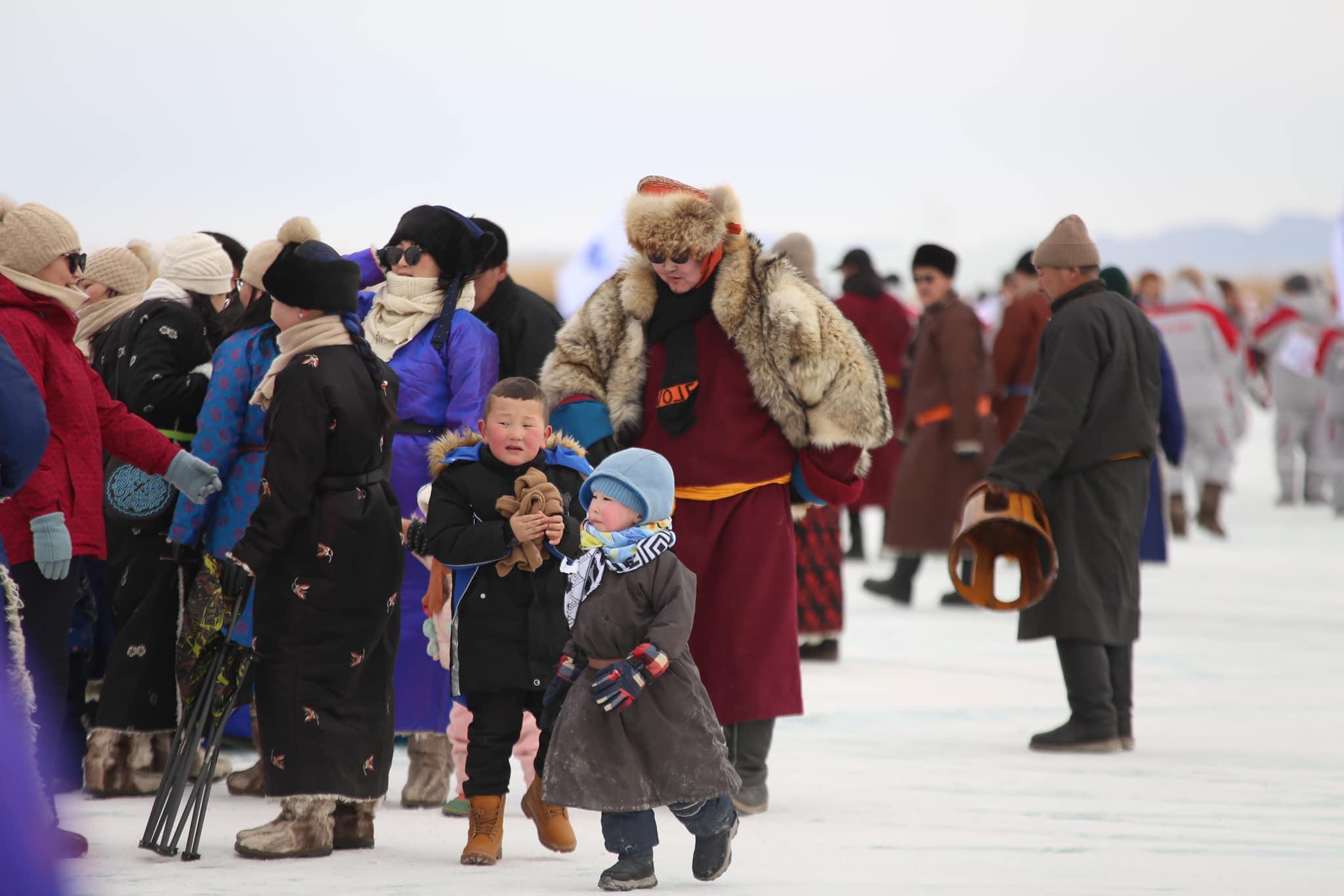 Ховд аймагт “Мөнгөлөг шагшуурга” цас, мөсний баяр болж байна