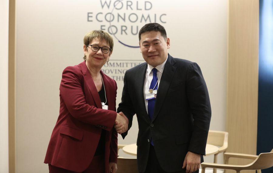 Mongolian Premier Meets President of the European Bank for Reconstruction and Development