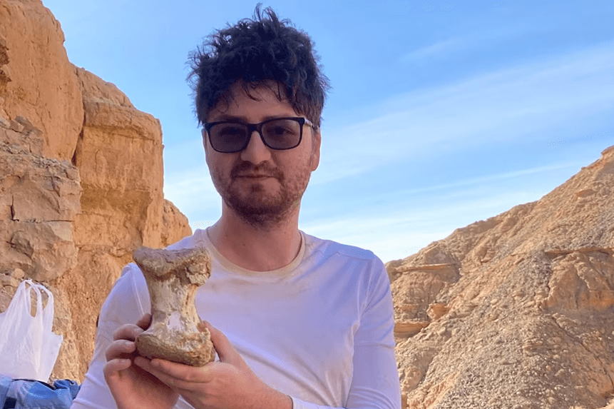 UNE student helps excavate rare 70-million-year-old Nemegtosaurus skeleton in Mongolia