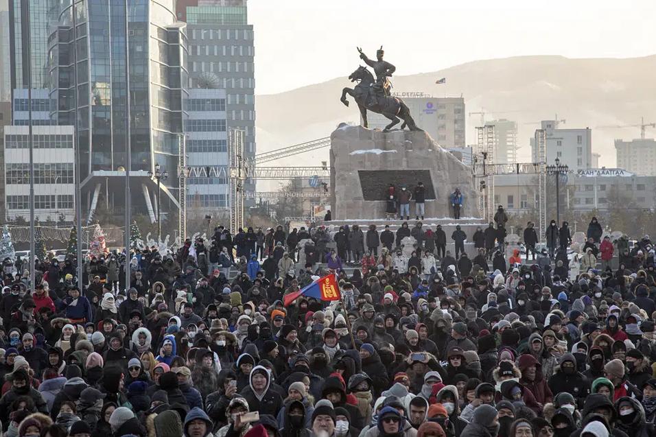 Иргэдээс “Нүүрсний хулгай”-н талаарх баримт, мэдээллийг хүлээн авч байна